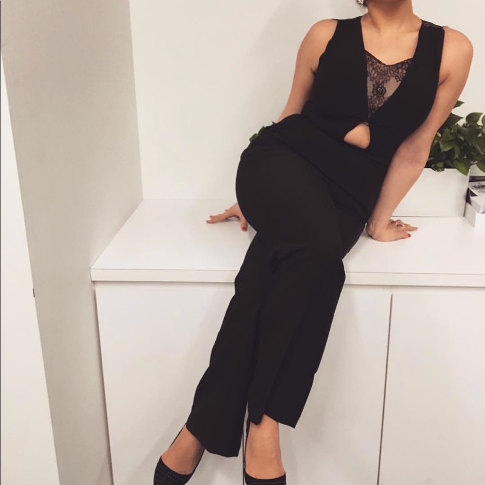 black lace cutout jumpsuit - Picture 1 of 2